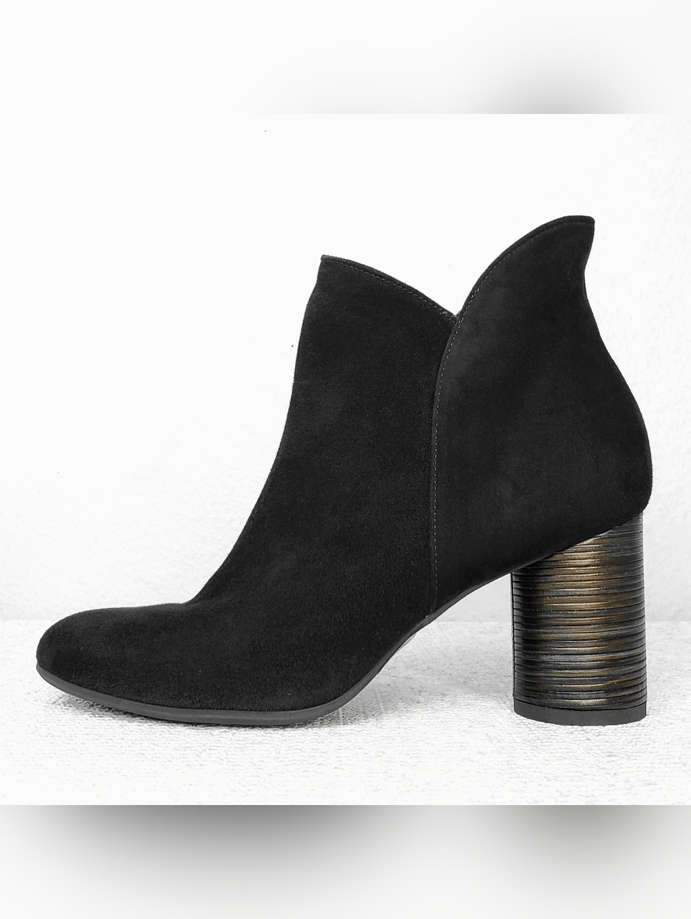 BeautiFeel Black Suede Heeled Ankle Booties Liana Pumps